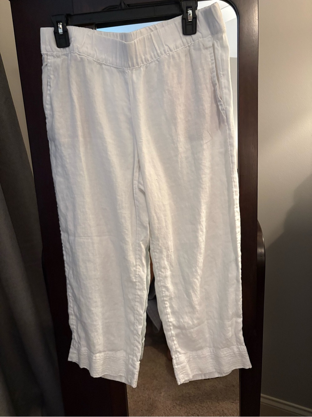 White Wide-Leg Linen Trousers - Effortless Summer Staple